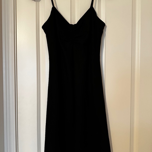 Vince Dresses & Skirts - Vince Classic Black Dress